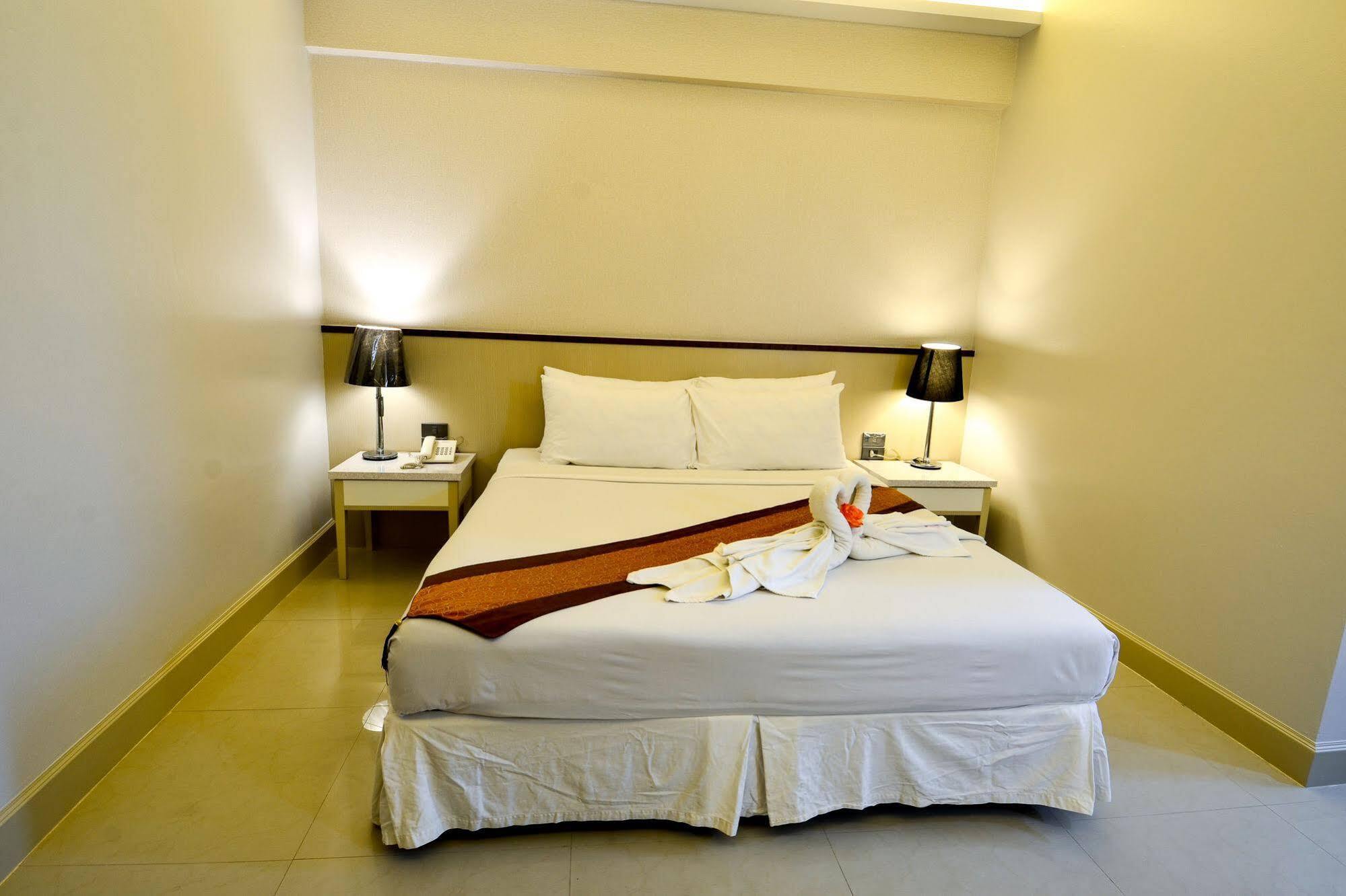 Viva Hotel Songkhla Exterior photo